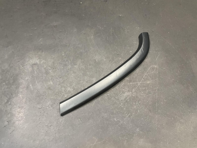 Rear Right Door Lower Rear Side Molding 2018 Jeep Grand Cherokee 2011 - 2021 X