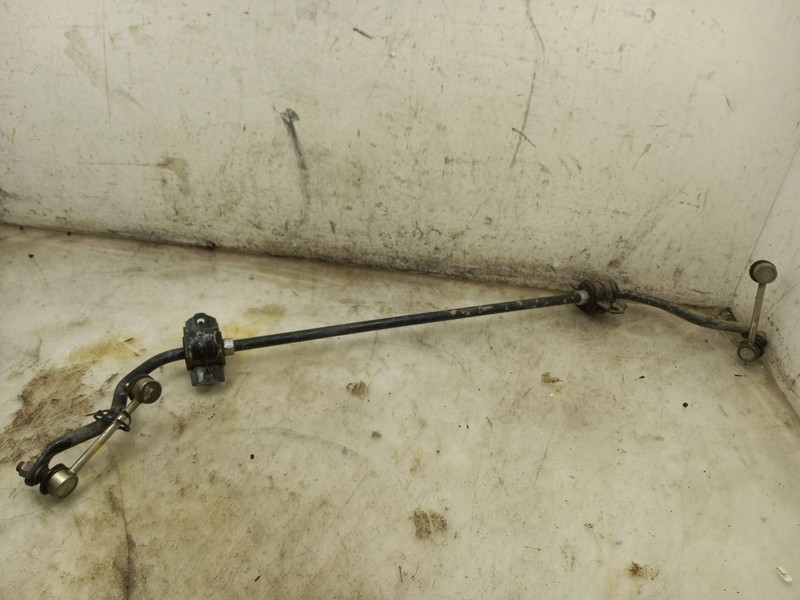 16 17 LEXUS IS200T F-SPORT REAR STABILIZER BAR