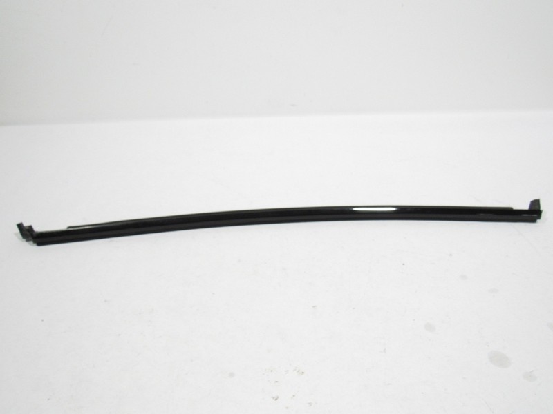 Lucid Air Touring 2023 Rear Right Door Window Belt Molding Trim 22-25 ;:O