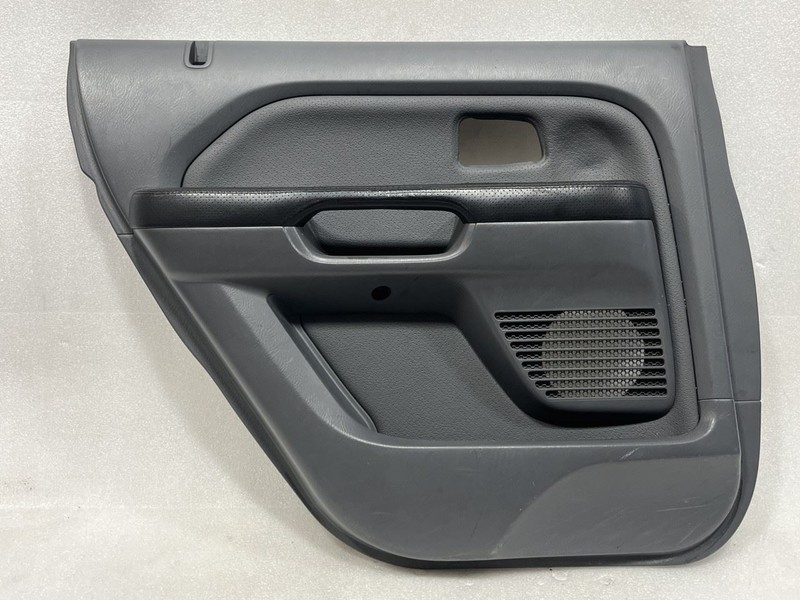 2003 2004 2005 2006 2007 2008 HONDA PILOT LEFT REAR DOOR TRIM PANEL GRAY