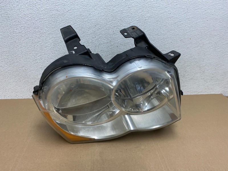 2008-2010 Jeep Grand Cherokee Right RH Side Halogen Headlight AE6627 DW