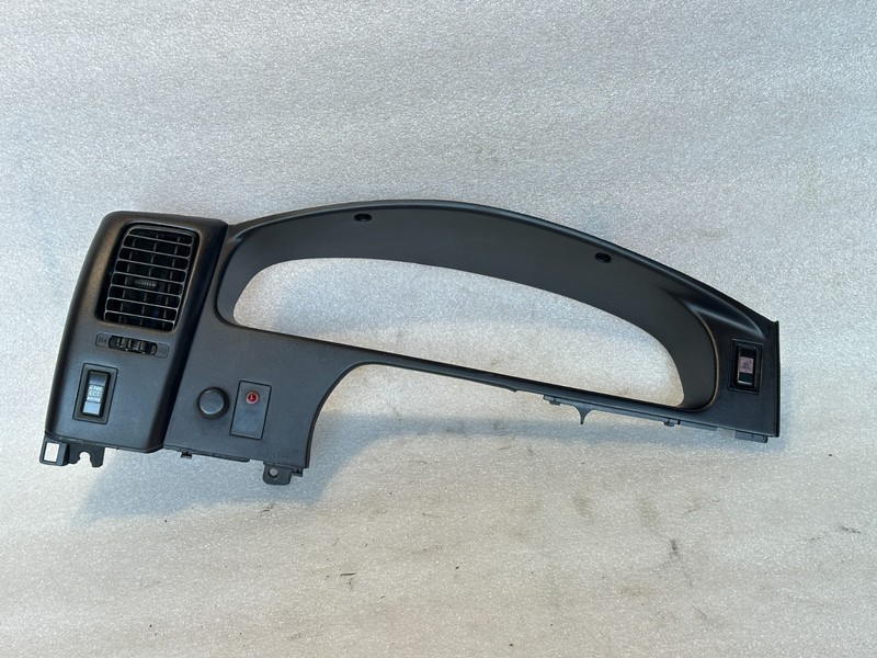 95-04 Toyota Tacoma Instrument Cluster Speedometer Bezel Dash Trim OEM #008