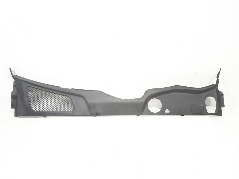 2015-2018 Porsche Macan Front Windshield Wiper Cowl Cover Molding Trim OEM