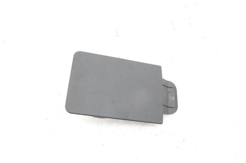 2015-2019 Porsche Macan S 3.0L Passenger Right Side Seat Wiring Cap Cover 8J0971