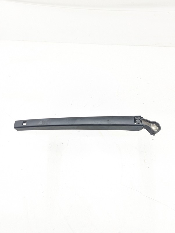 2018-2020 VW ATLAS REAR LIFTGATE WINDSHIELD WIPER ARM OEM