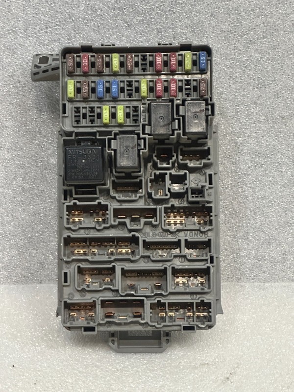 2005-2006 Acura RSX Base Auto 2.0L Interior Dash Cabin Fuse Relay Box Fusebox