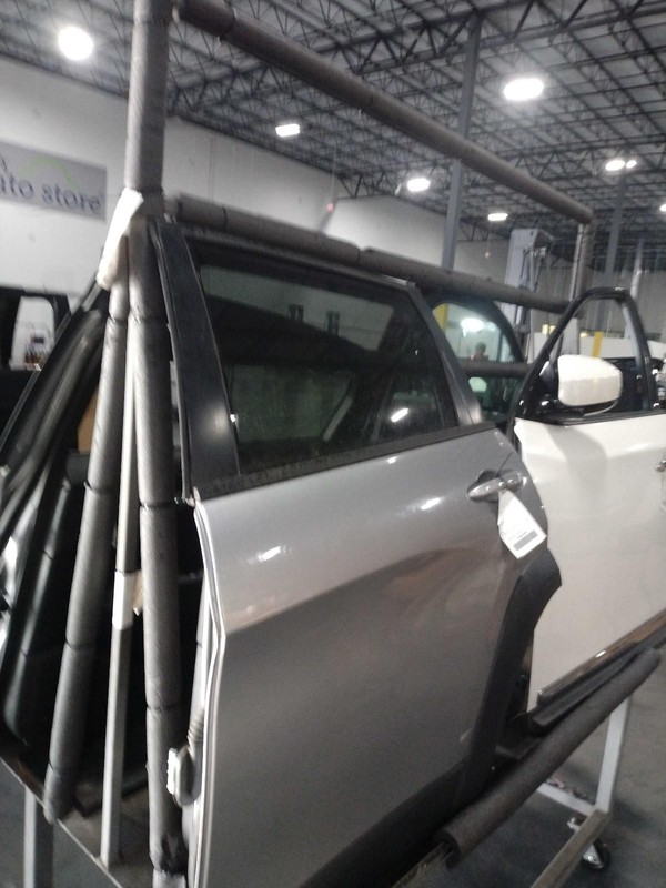 2014 JEEP CHEROKEE Left Rear Door Grey 488555 Used 123K Miles OEM
