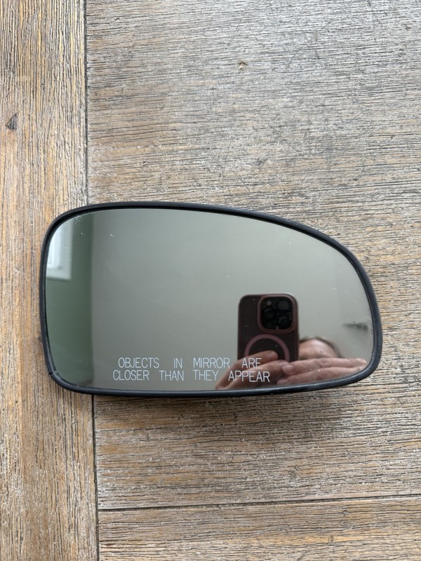 2005 CHEVY AVEO PASSENGER SIDE RIGHT SIDE GLASS FOR MIRROR