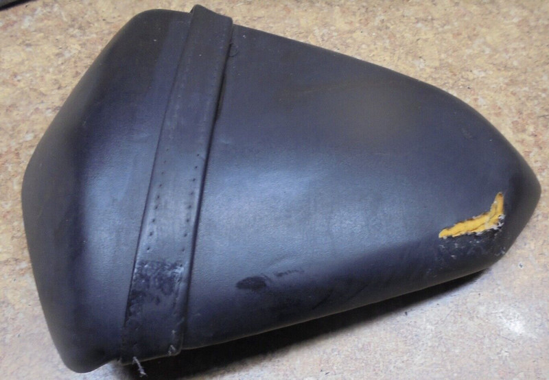 2014 Kawasaki Ninja EX300 EX 300 B A Rear Back Passenger Seat EX300B 2013 2015