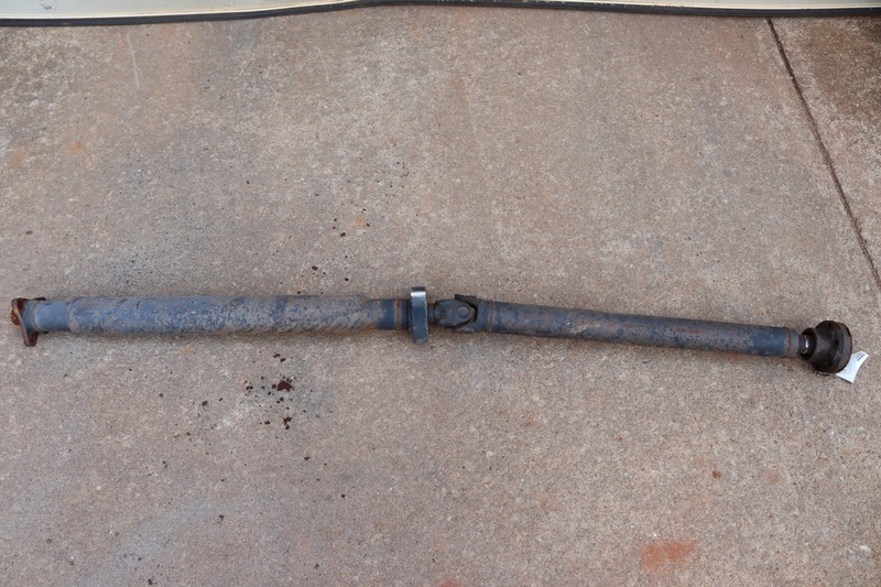 2008-2010 BMW 528I RWD E60 REAR DRIVESHAFT PROPELLER CARDAN SHAFT OEM