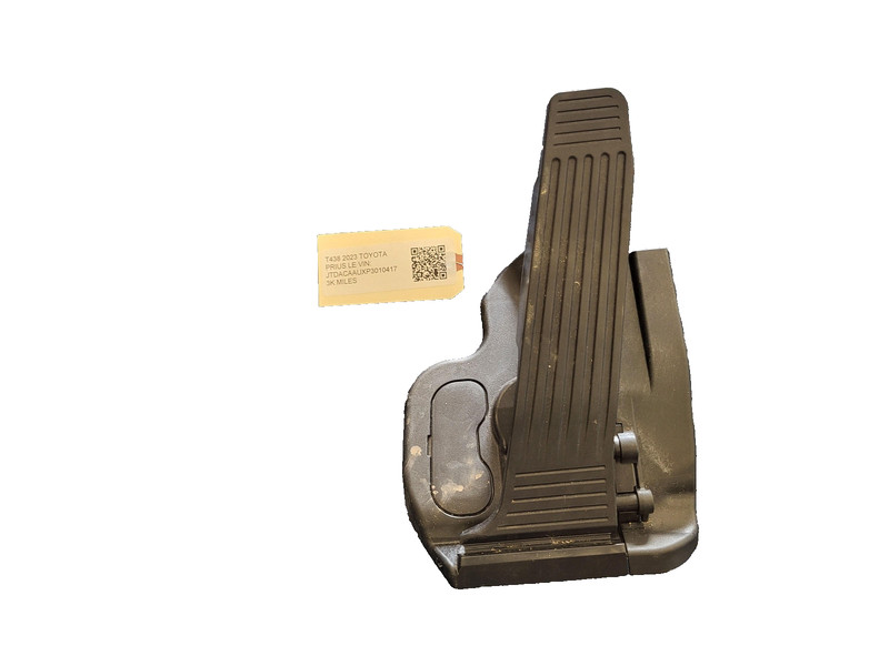 Used Oem TOYOTA Gas Accelerator Pedal 78110-47080 for 2023 PRIUS LE 2.0L FWD