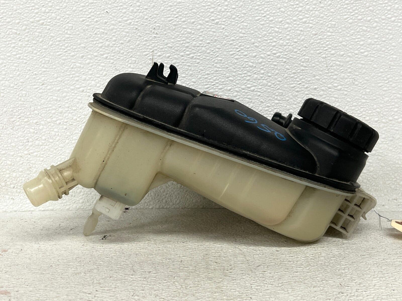 ⭐2014-2019 MERCEDES BENZ CLA45 AMG RADIATOR EXPANSION RESERVOIR TANK OEM LOT2560