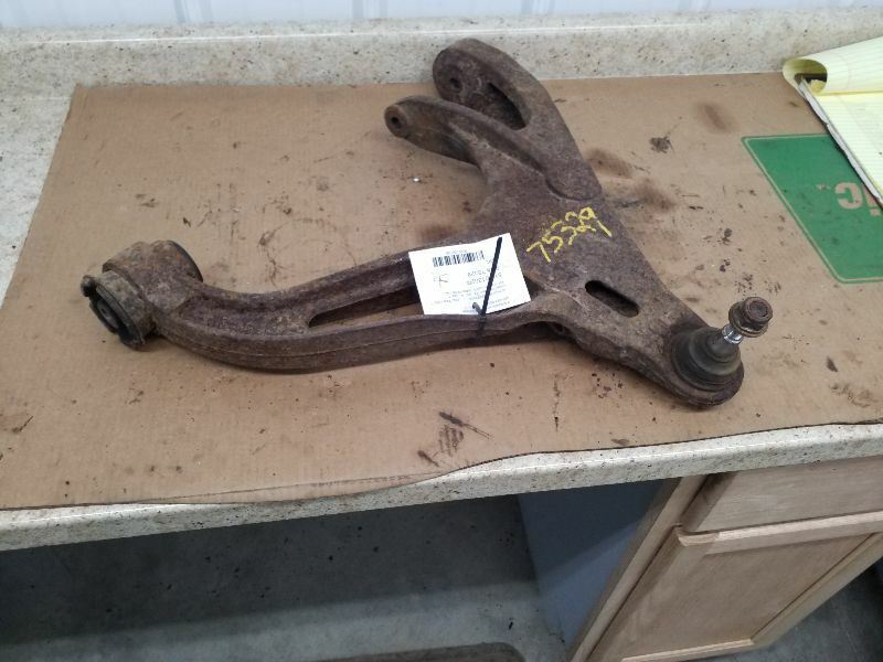 Passenger Lower Control Arm Front Fits 02-05 DODGE 1500 PICKUP 139748