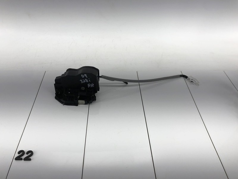 07-16 BMW 328I REAR RIGHT PASSENGER SIDE DOOR LOCK LATCH ACTUATOR OEM