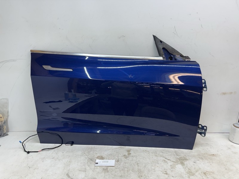 2018 2020 Tesla Model 3 Front Right Exterior Door Shell Panel OEM 51019