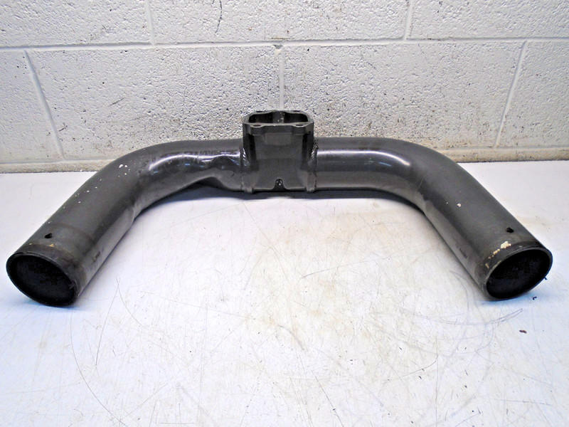 Q4 3853915 986117 OMC Cobra Exhaust Pipe4.3 5 5.7 5.8 7.4