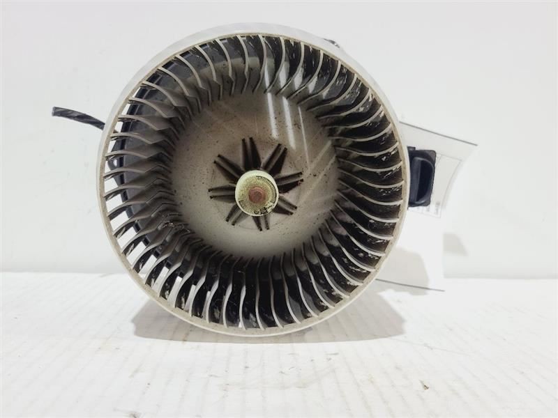 Blower Motor LHD Fits 11-13 WRANGLER 568874