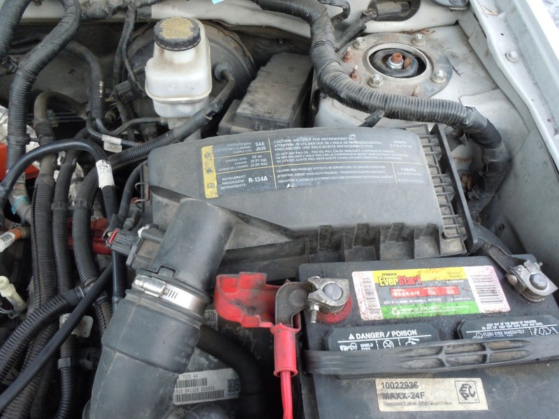 2008-2012 Ford Escape Hybrid Air Cleaner Housing Box OEM