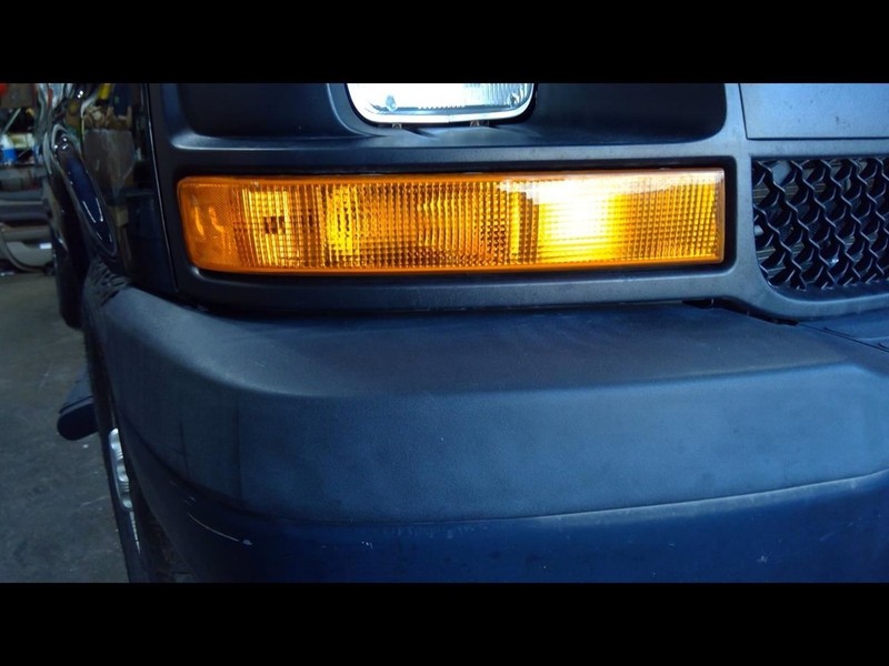 Passenger Corner/Park Light Below Headlamps Fits 03-23 EXPRESS 2500 VAN 1655473