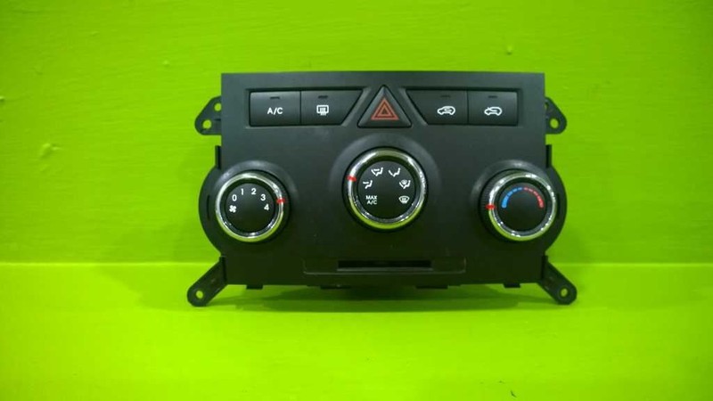 12 13 SORENTO TEMPERATURE CLIMATE CONTROL SWITCH OEM 3381-8