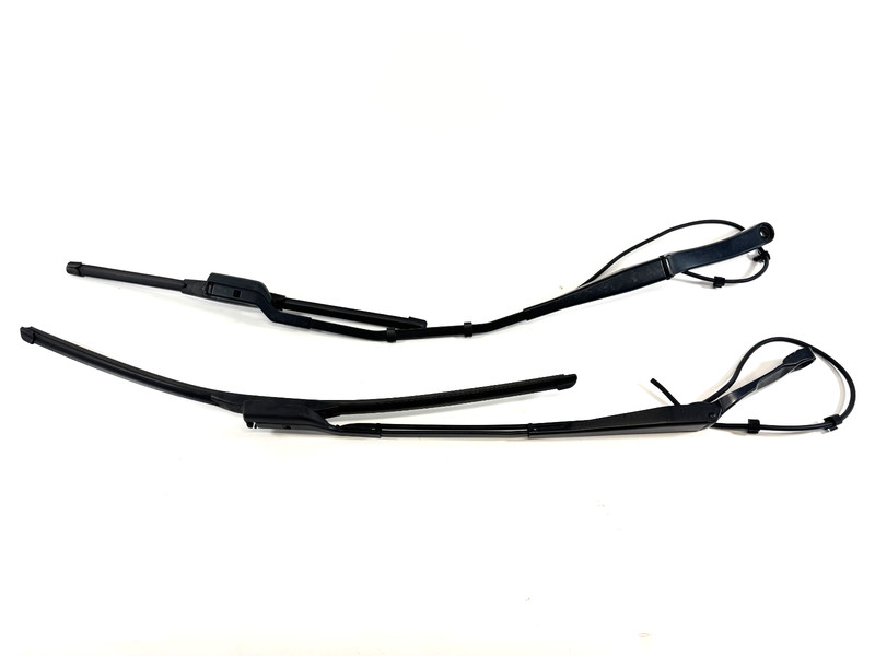 📌 2017-2023 TESLA MODEL 3 FRONT RIGHT AND LEFT WINDSHIELD WIPER ARM OEM