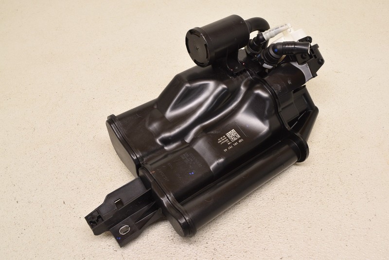 MK7 VW Jetta GLI Fuel Vapor Charcoal Canister MK8 Golf R Golf Audi A3 Oem 22-25