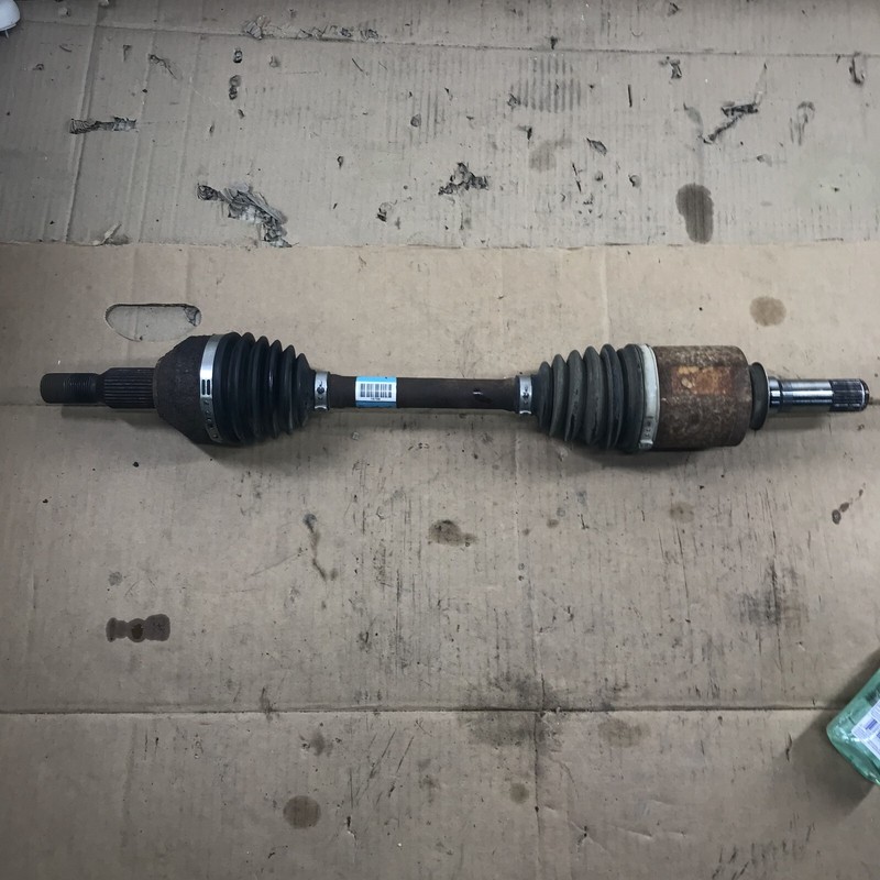 2007-2017 GMC ACADIA DRIVER LEFT SIDE FRONT AXLE SHAFT OEM
