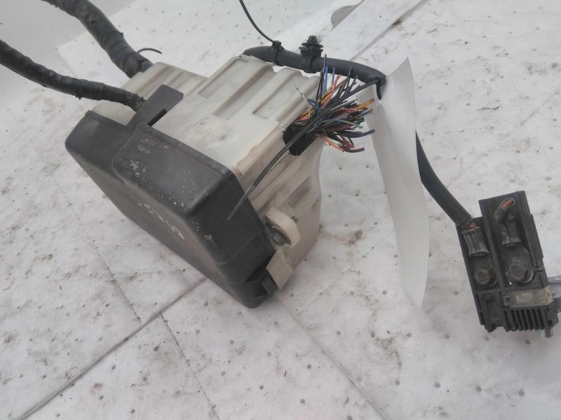 2007 MAZDA 5 Fuse Box OEM CC4467010E Grey 180K Miles - Warranty 6 Months
