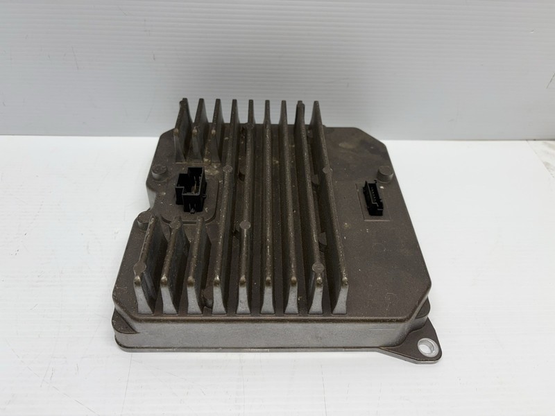 2014-2018 BMW F15 X5 VOLTAGE CONVERTER CONTROL MODULE 9329336
