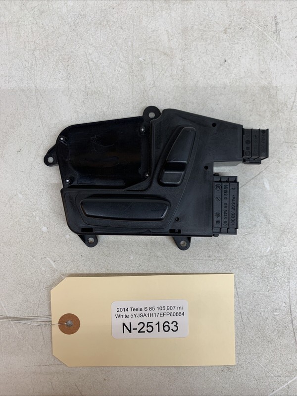 12-20 Tesla S Front LH Driver Side Seat Adjustment Control Switch 25163 B61