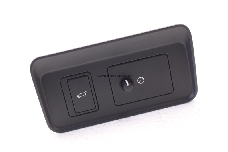 2015 - 2017 LR DISCOVERY SPORT L550 LIFTGATE TRUNK RELEASE SWITCH LR061000 OEM