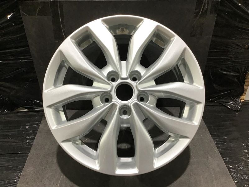 2014-2015 KIA Optima 74690 A Wheel 17 x 6-1/2 Rim Silver Painted 529102T370