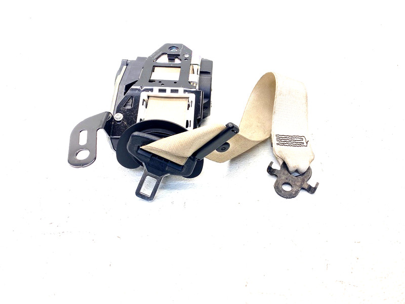 13-15 BMW 740I F01 FRONT RIGHT PASSENGER SEAT BELT RETRACTOR OEM A0.47