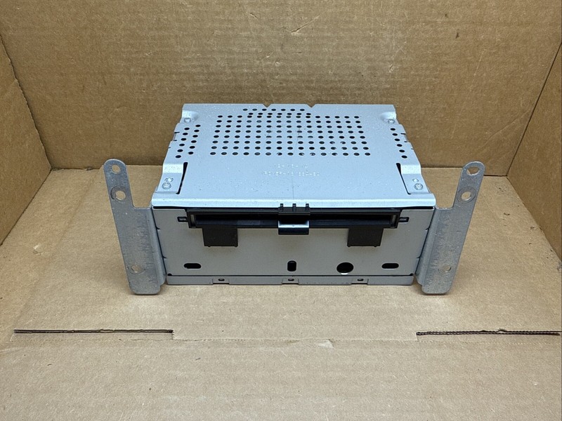 2015-2017 Lincoln Navigator Radio Receiver CD Player FL7T-19C107-CC