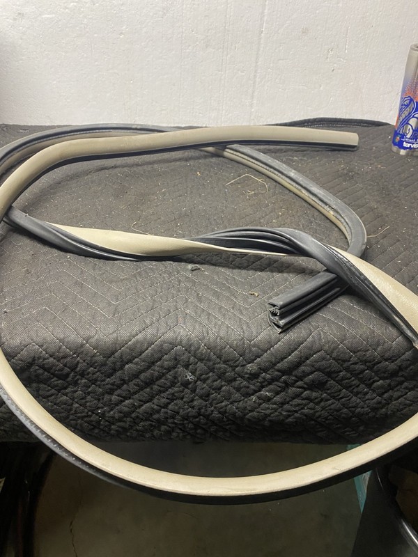 21012 Town And Country Left Front Door Seal OEM