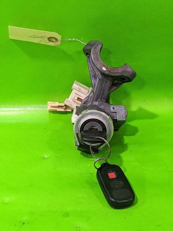 02-06 CAMRY IGNITION SWITCH CYLINDER HOUSING W/KEY OEM 4175-5
