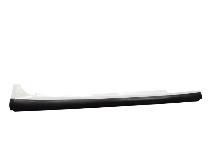 14-17 Maserati Ghibli Right Passenger Side Rocker Skirt Moulding Trim Panel Oem
