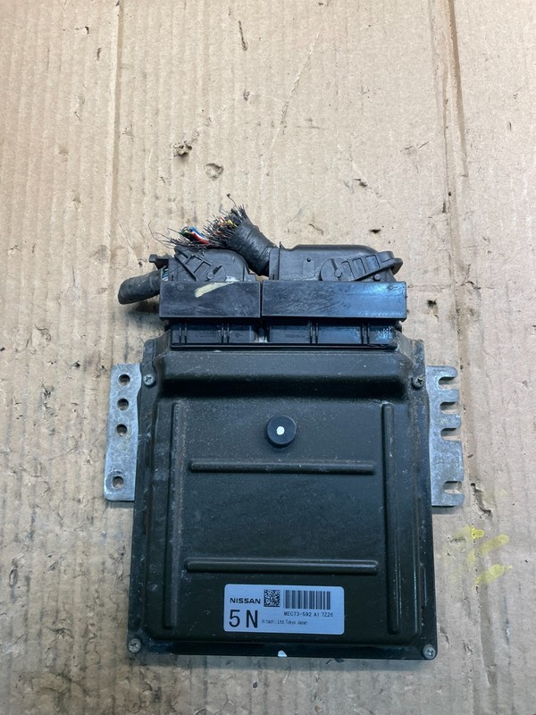 2008 Nissan Armada QX56 5.6L Engine Control ECM mec73-592 a1 x4083DG