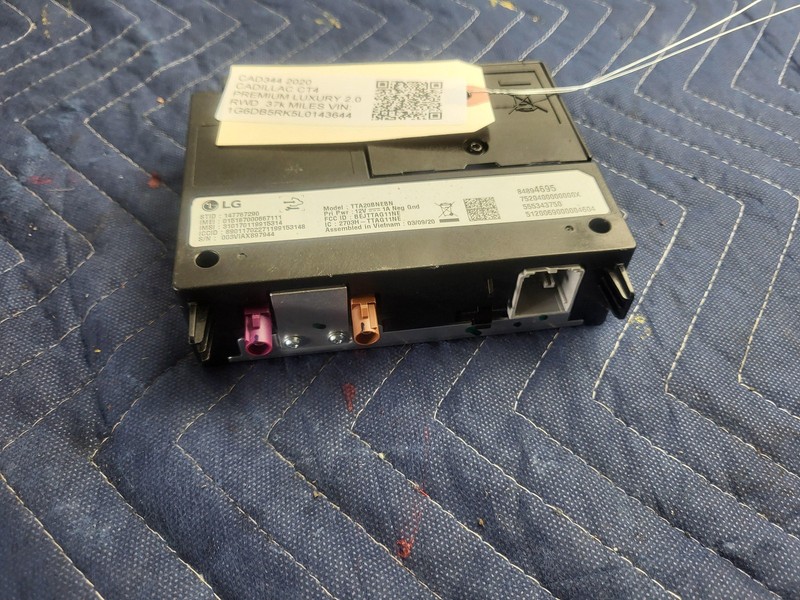 Used Oem Cadillac Communication Telematics Control Module Unit 2.0L RWD 2020 CT4