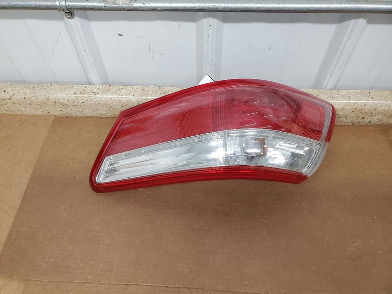Passenger Tail Light Quarter Panel Mounted Hybrid Fits 07-09 CAMRY 294930
