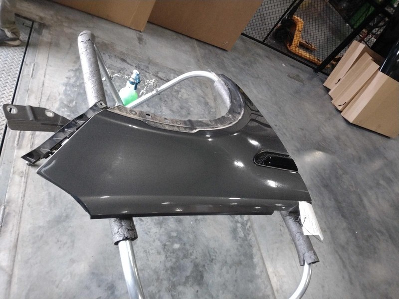2016 Land Rover Discovery Sport Right Fender Grey OEM Used 382466 120K Miles