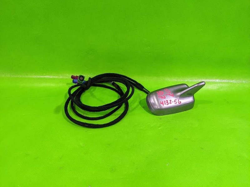 07-11 AUDI Q7 ROOF RADIO SHARK FIN ANTENNA OEM 4132-56
