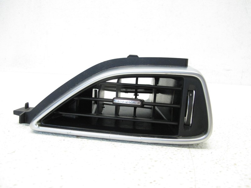 17-19 JAGUAR X760 XE 17-20 F-PACE DASH PANEL A/C HEATER VENT FRONT RIGHT OEM 103