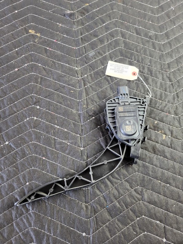 2015-2024 Ford Edge Gas Accelerator Pedal 2.0L FWD 35k Miles OEM E1GC-9F836-JC