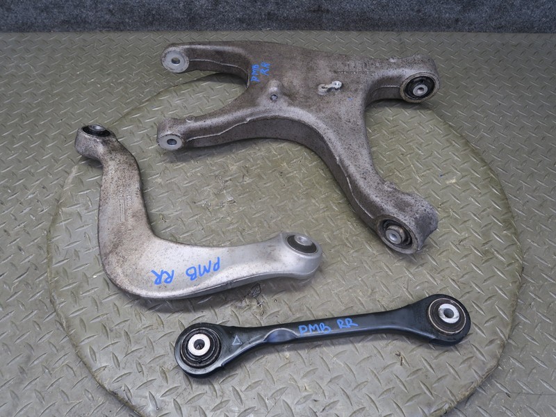 2015-2018 PORSCHE MACAN REAR RIGHT UPPER & LOWER CONTROL ARM SET OF 3
