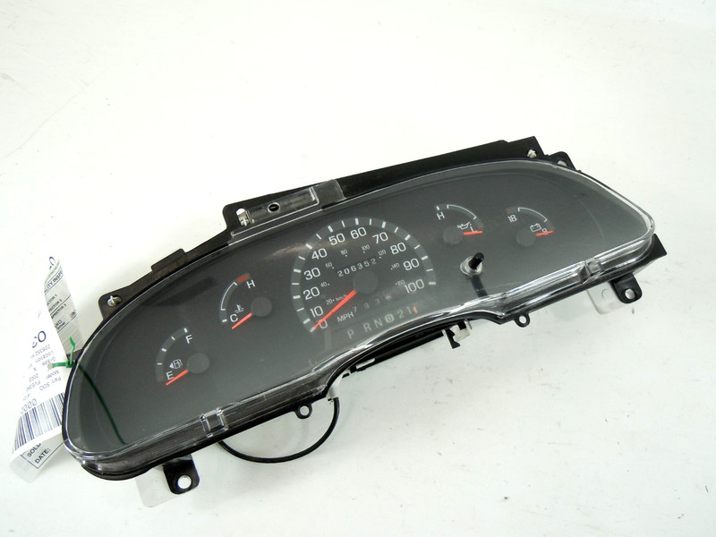 03 Ford E-350 Chassis Speedometer Instrument Cluster MPH Chassis Cab OEM 206K