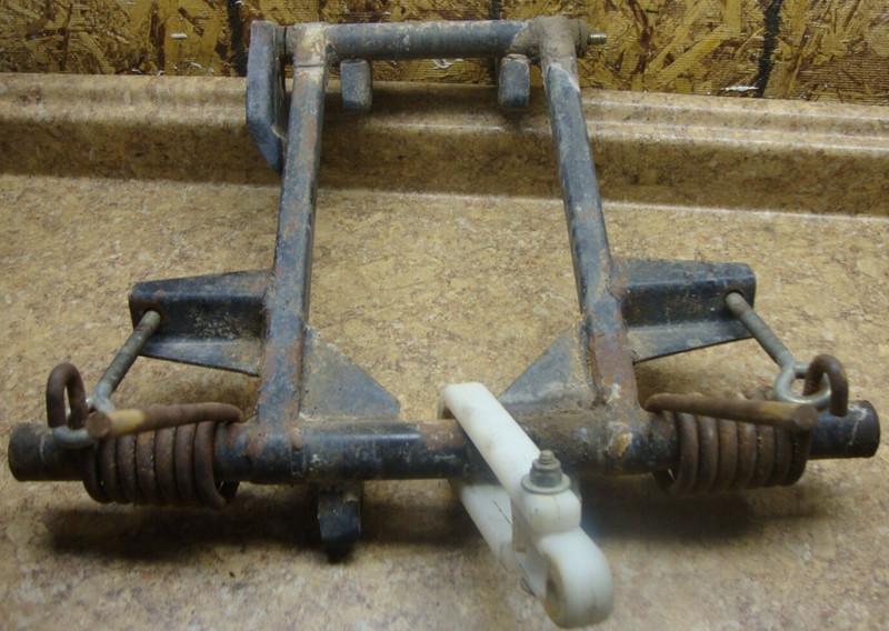 1988 Arctic Cat Wildcat 650 Snowmobile Roller Drive Track Suspension Spring Wild