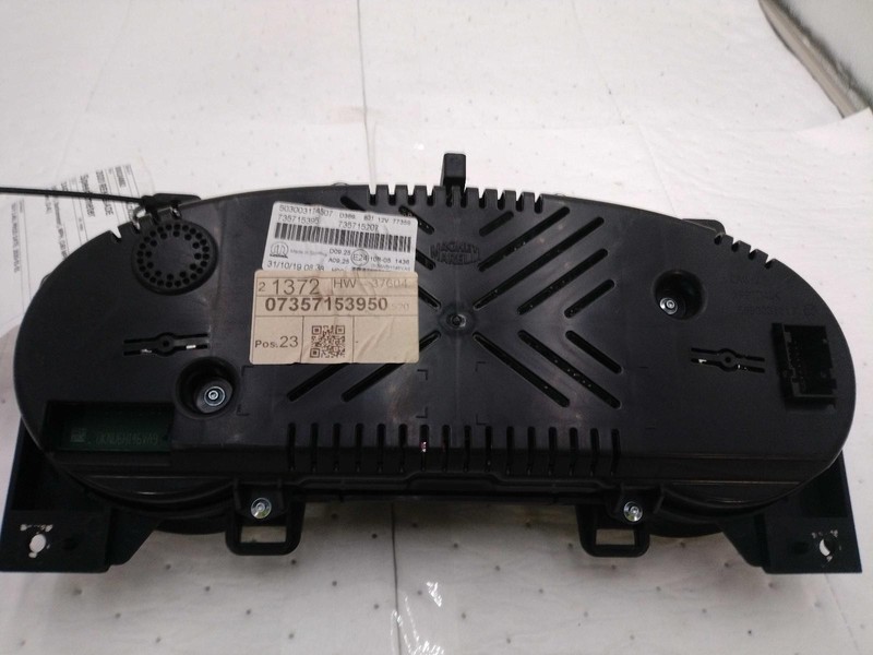 2020 Jeep Renegade Speedometer Gauge Blue OEM 74K Miles NJ25-24882-626443