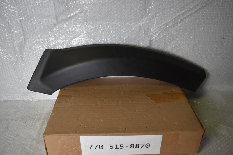 RANGE ROVER VELAR WHEELHOUSE MOLDING RIGHT TRIM 2018-2019 OEMJ8A2-28370-AD