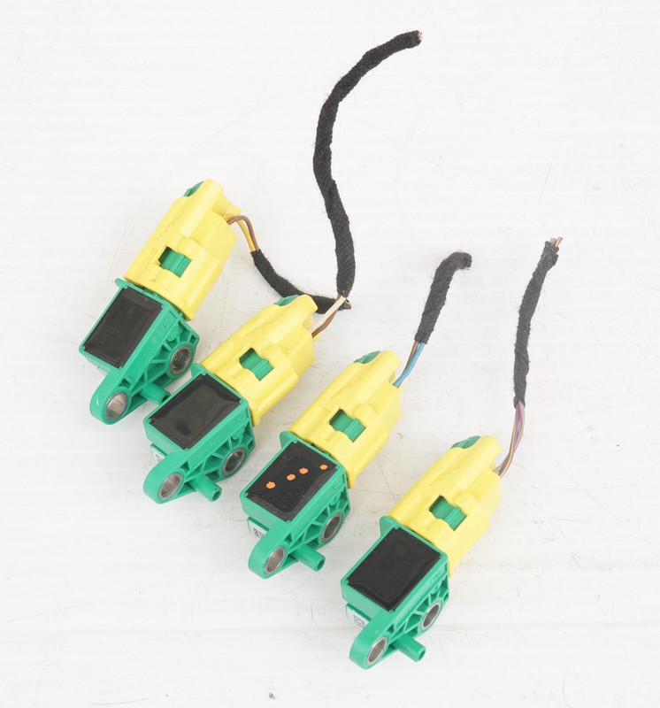 2007 - 2009 AUDI Q7 SIDE IMPACT SENSOR 1K0909606C SET OF 4 OEM